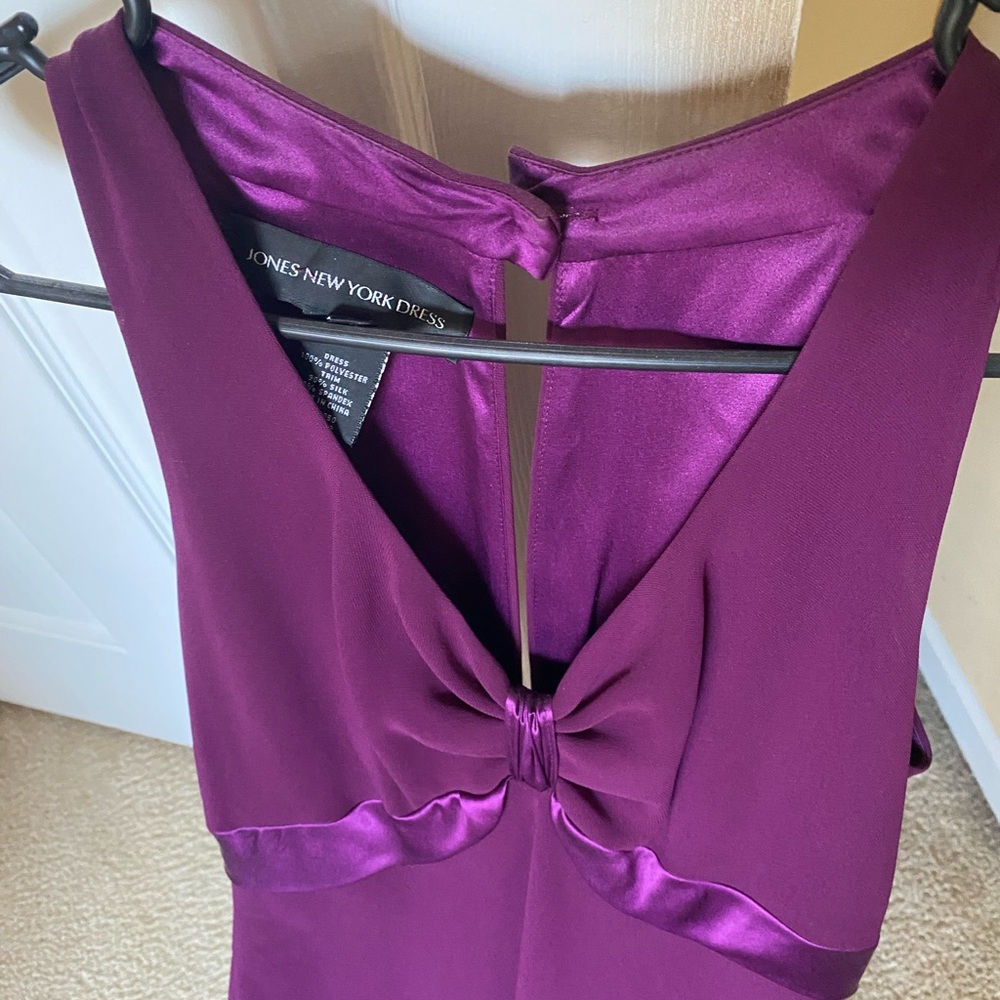 Dress, beautiful color. New..